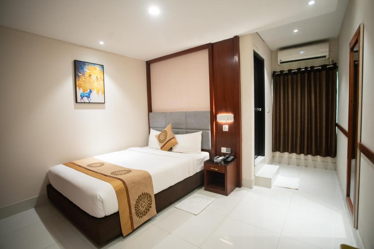 Jatra Hotel Grand Royal Dakka Kültér fotó